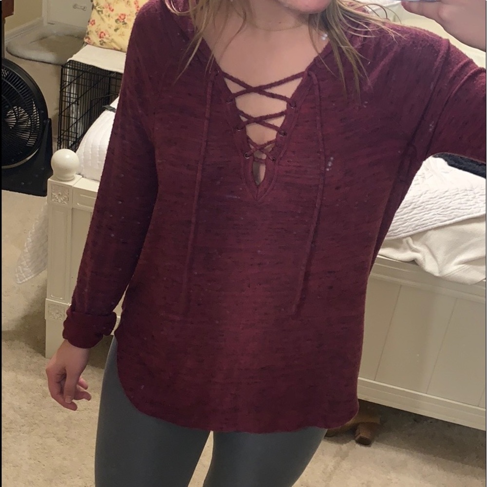 American Eagle hooded longsleeve tshirt